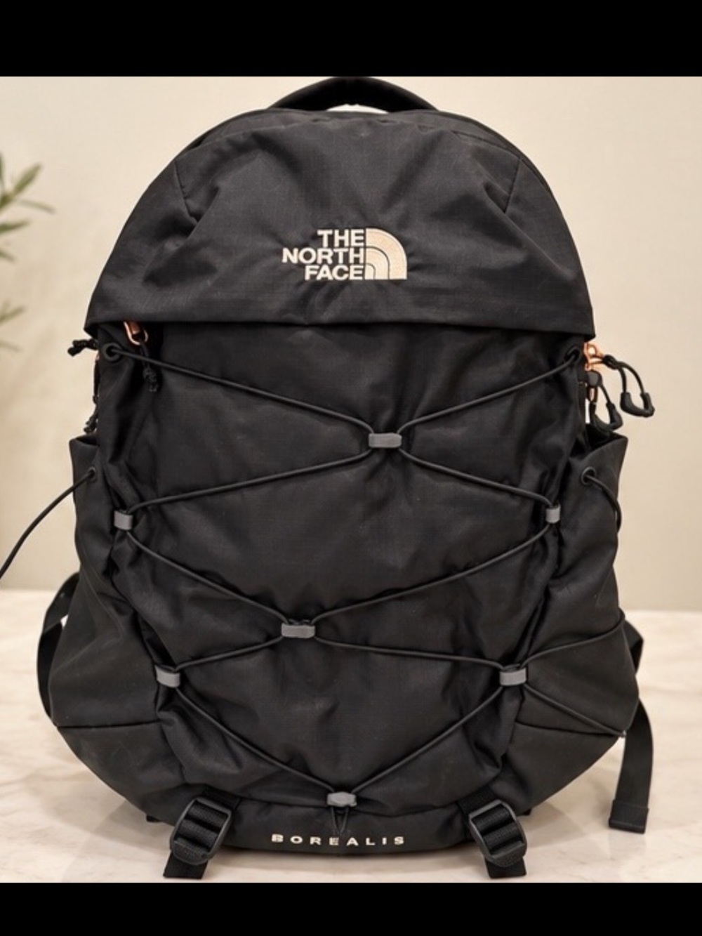 The North Face Women’s Borealis 27L Black Backpack Like New